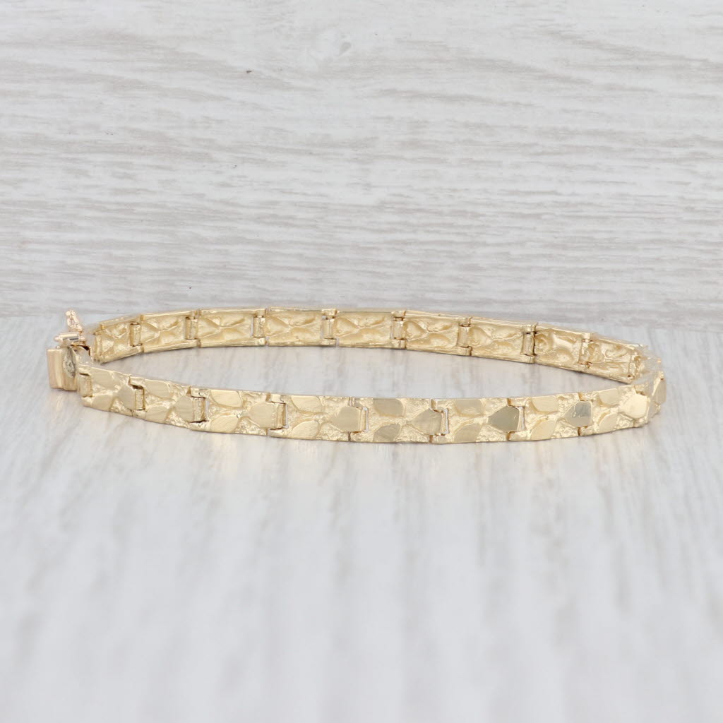 Light Gray 6.75” Nugget Link Bracelet 18k Yellow Gold 4.4mm