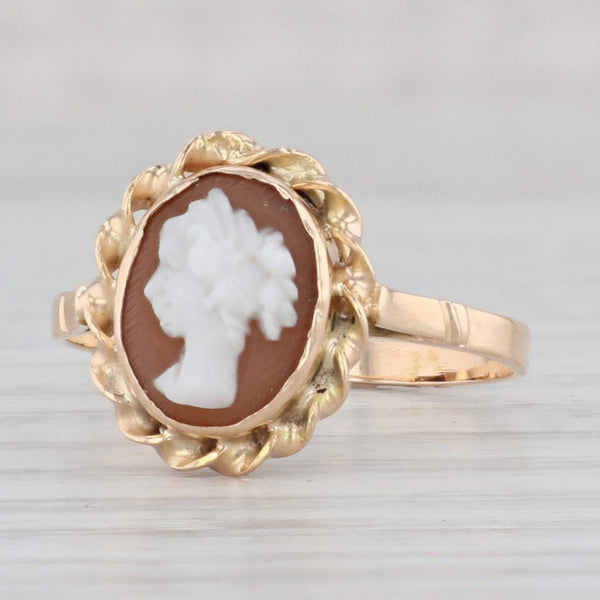 Light Gray Vintage Cameo Ring 14k Yellow Gold Size 7.5 Figural Carved Shell