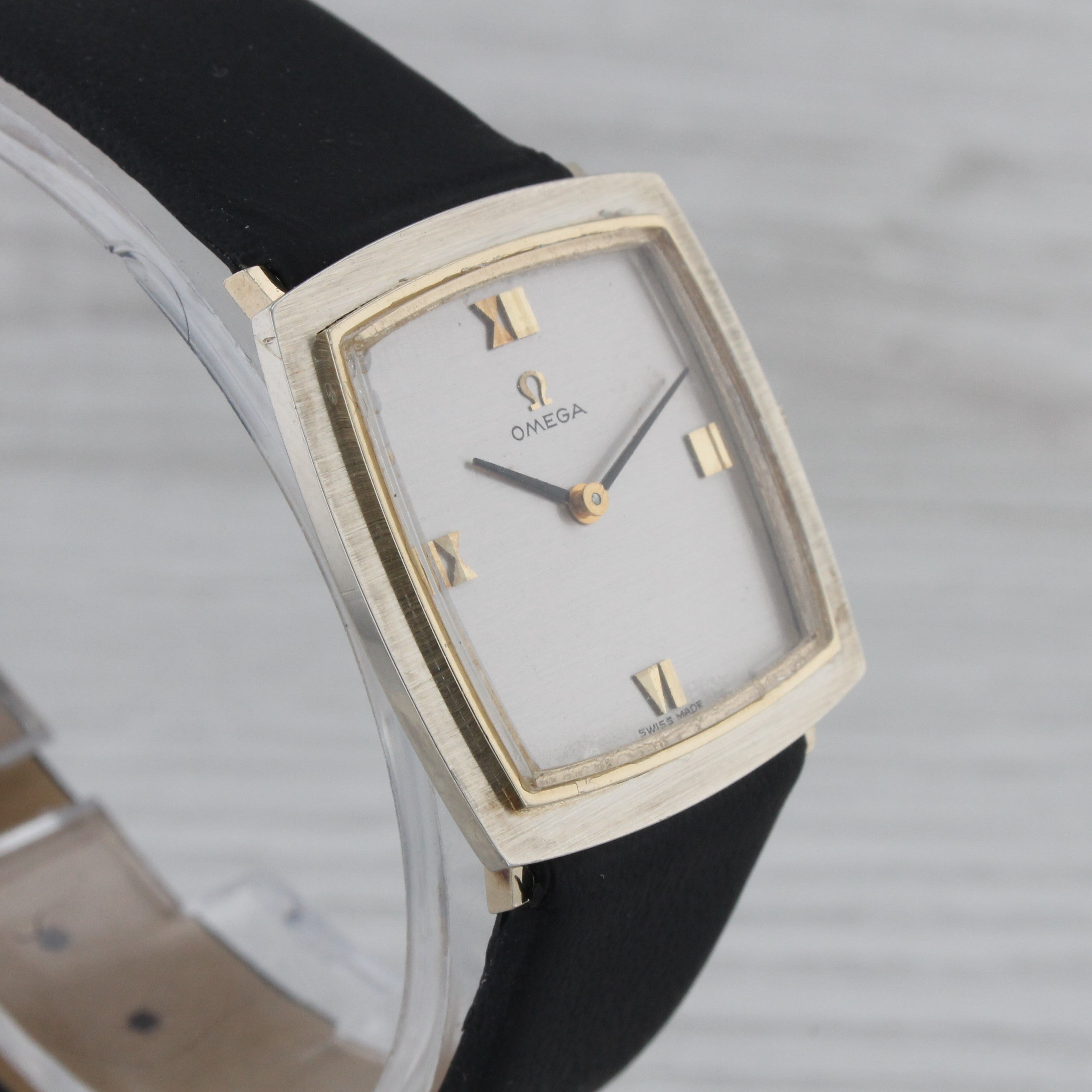 Omega square watch vintage best sale