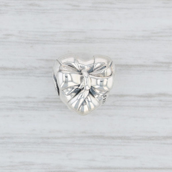 Light Gray New Authentic Pandora Brilliant Heart Bow Charm 797303 Sterling Silver Bead