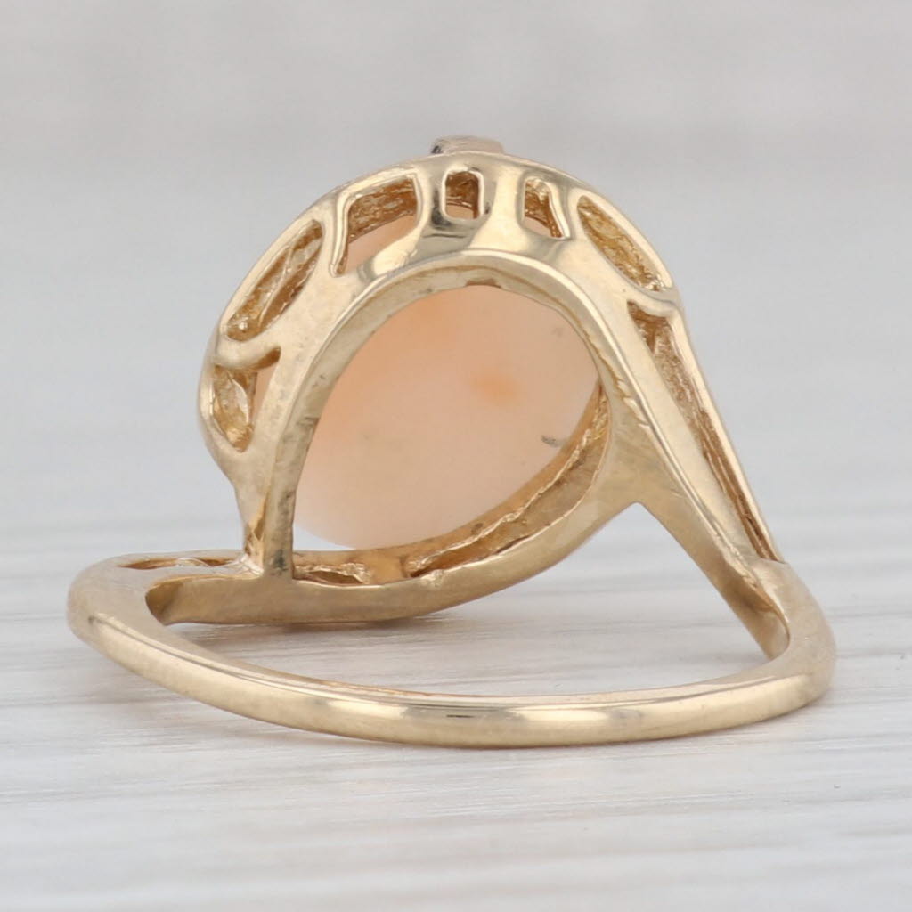 Gray Angle Skin Coral Oval Cabochon Bypass Ring 14k Yellow Gold Size 6