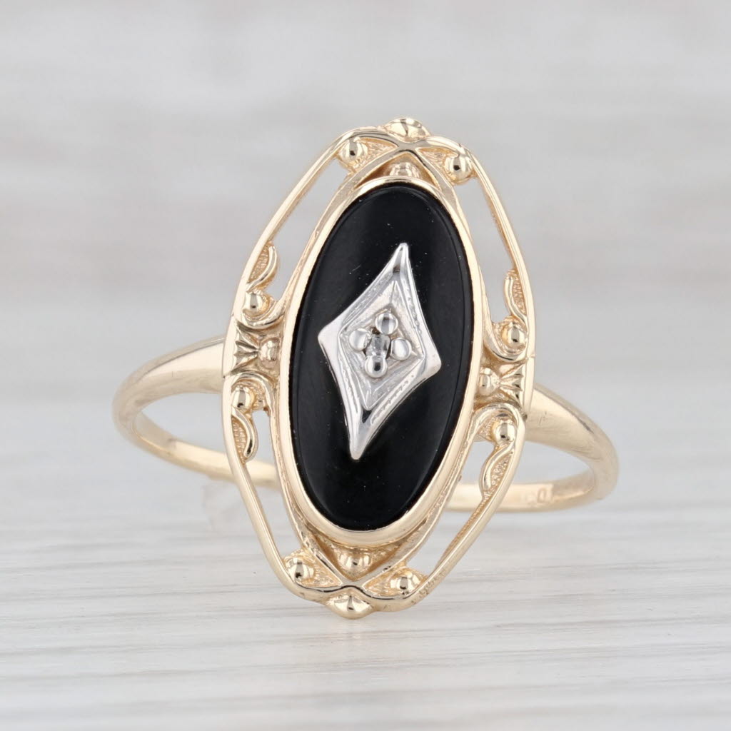 Light Gray Vintage Oval Onyx Diamond Signet Ring 10k Yellow Gold Size 8.75