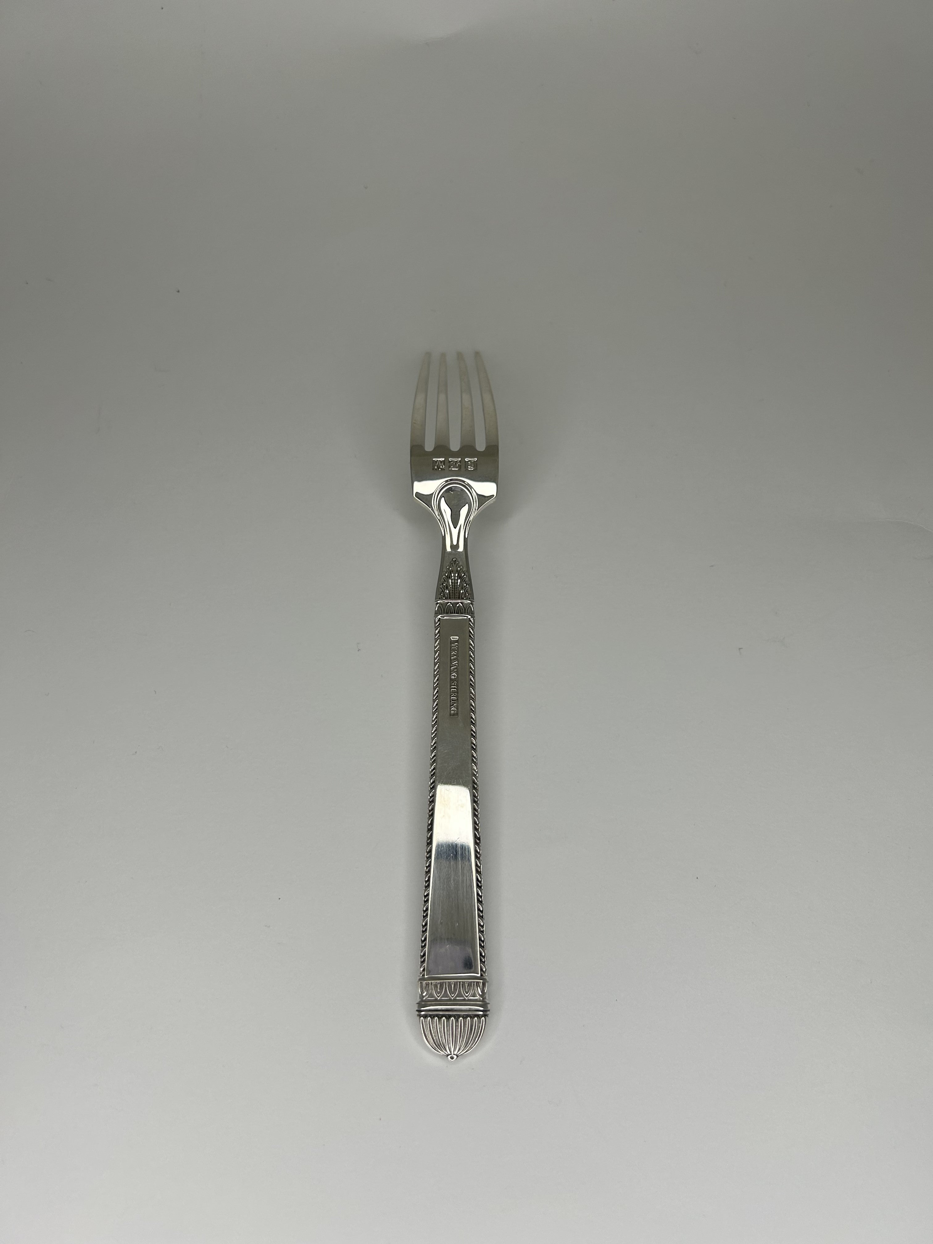 Dark Gray Vera Wang Bysantium Fork Sterling Silver 8" Fine Dining Flatware