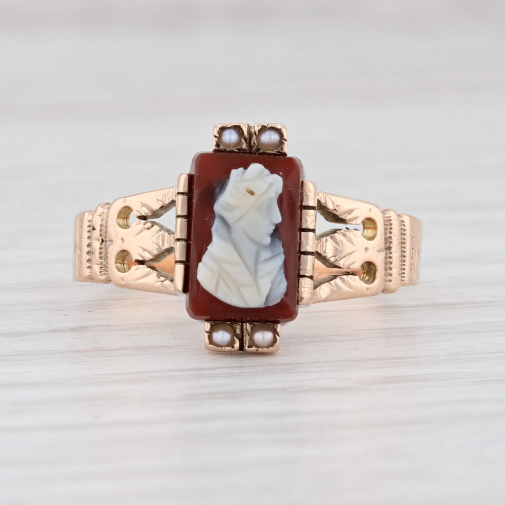 Light Gray Vintage Sardonyx Chalcedony Pearl Cameo Ring 10k Yellow Gold Size 7.25