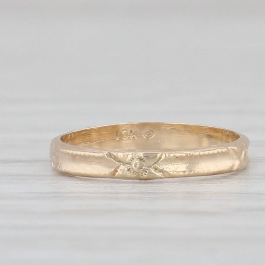 Light Gray Antique Keepsake Floral Baby Ring 10k Yellow Gold Small Baby Size