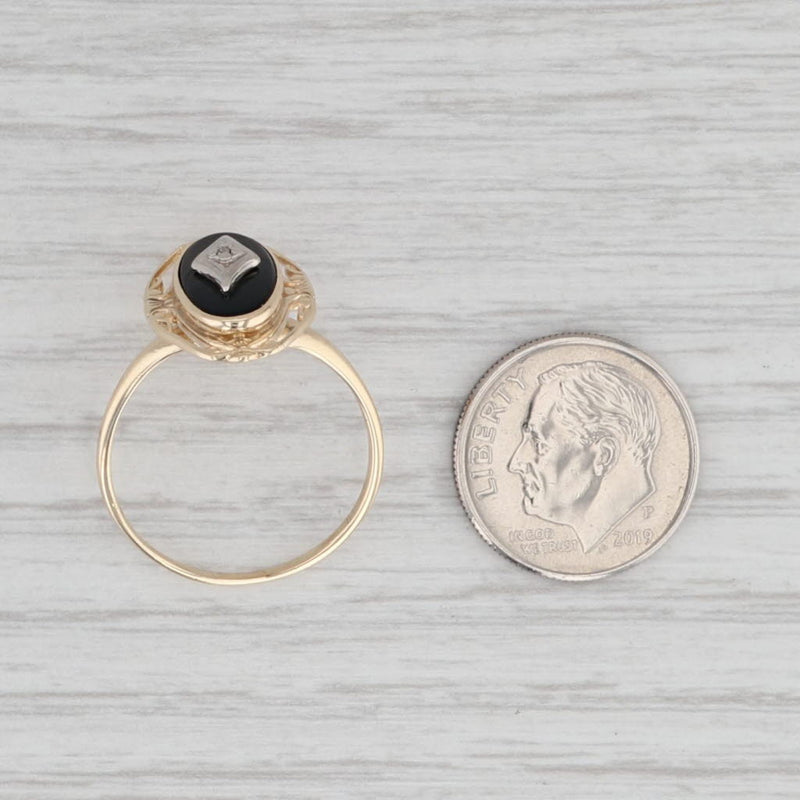 Light Gray Vintage Oval Onyx Diamond Signet Ring 10k Yellow Gold Size 8.75