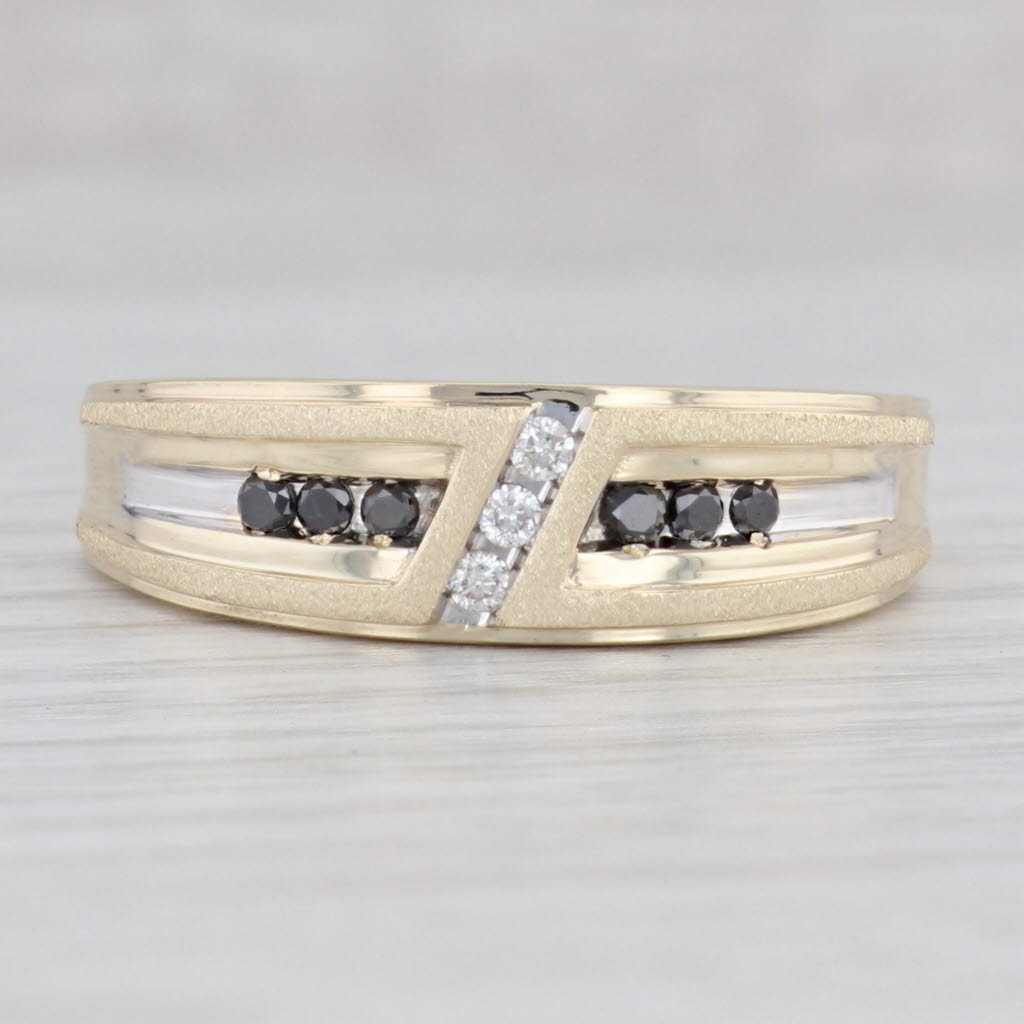 Light Gray 0.20ctw Black & White Diamond Men's Ring 10k Yellow Gold Size 14.75 Wedding Band