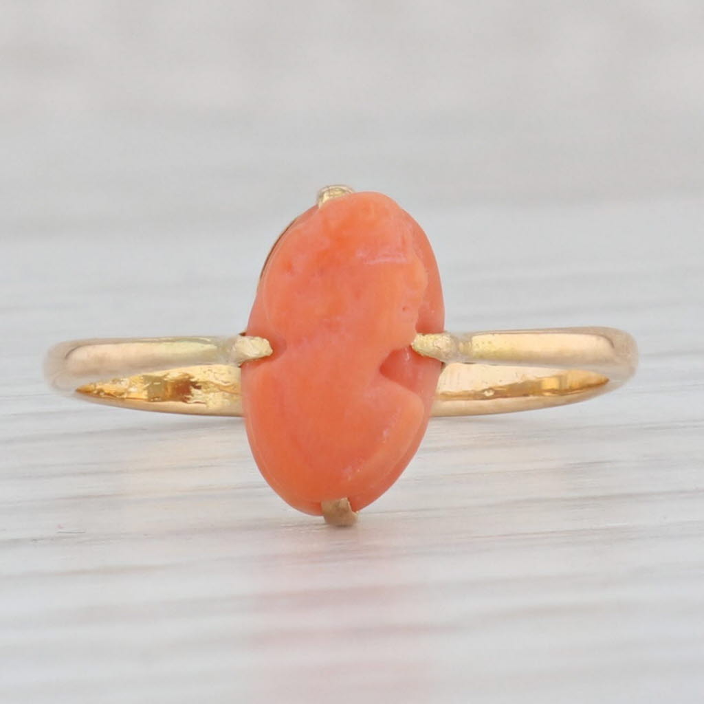 Light Gray Antique Carved Coral Cameo Ring 18k Yellow Gold Size 8.25