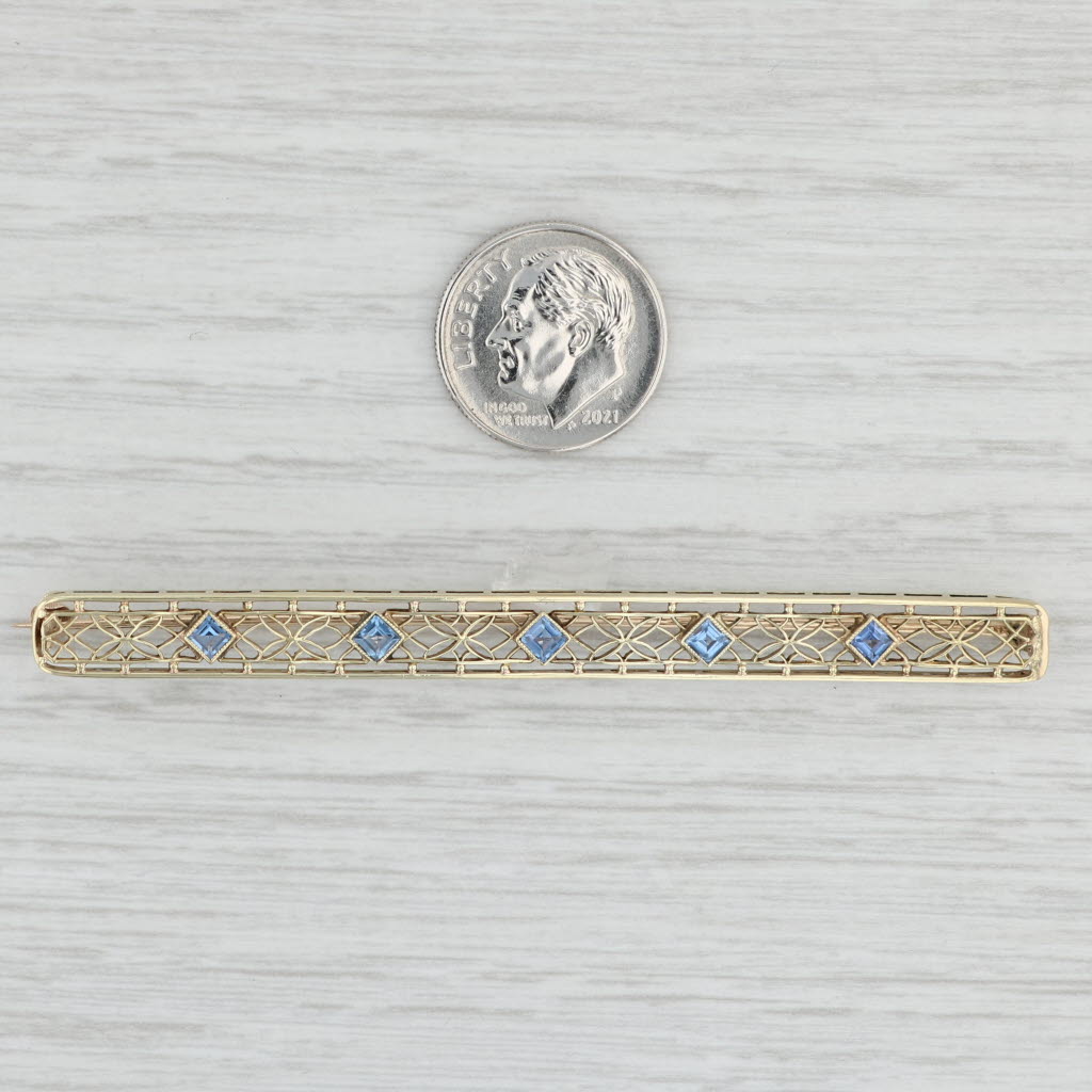 Light Gray Vintage Art Deco 0.70ctw Blue Sapphire Floral Filigree Bar Pin 14k Gold Brooch