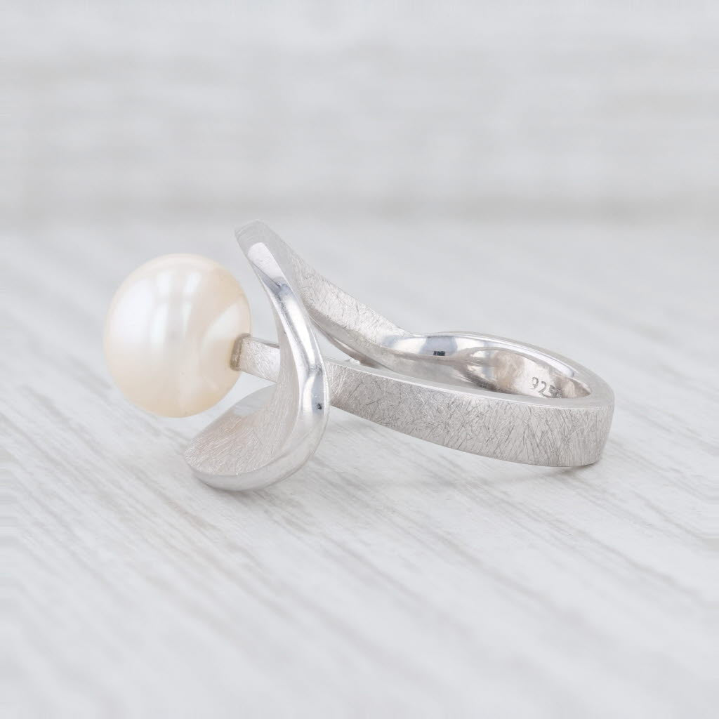 Light Gray New Bastian Inverun Cleverly Positioned Pearl Ring Sterling Silver 12876 Sz 52 6