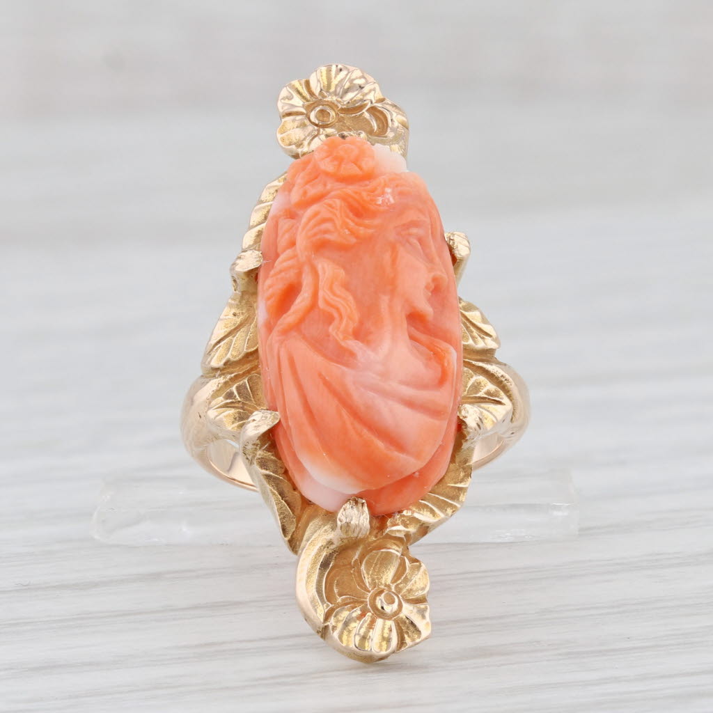 Light Gray Vintage Carved Coral Cameo Ring 10k Yellow Gold Floral Statement size 4