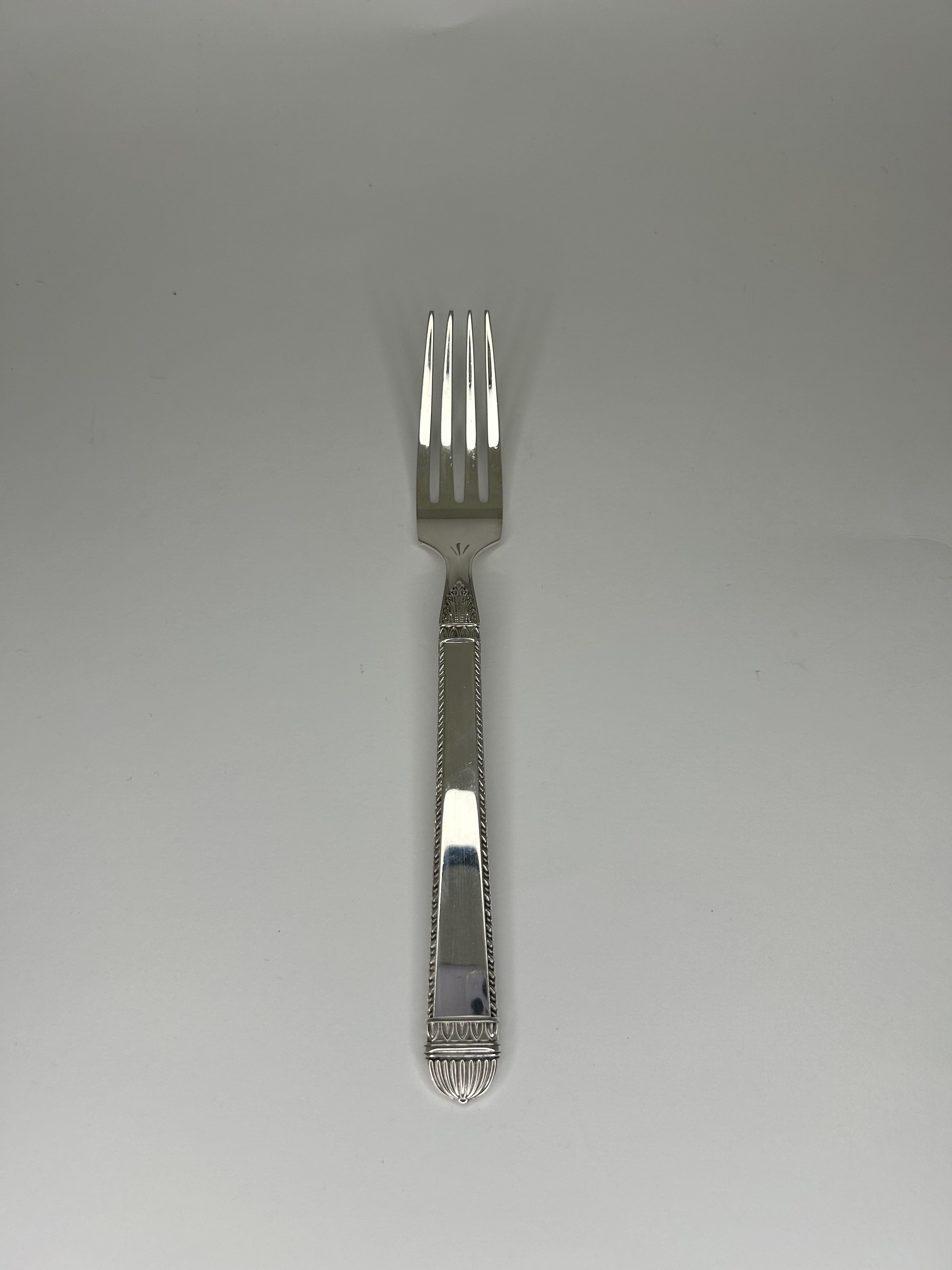 Dark Gray Vera Wang Bysantium Fork Sterling Silver 8" Fine Dining Flatware